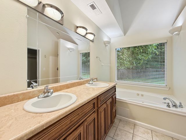 261 Pine Street, Branson, MO 65616