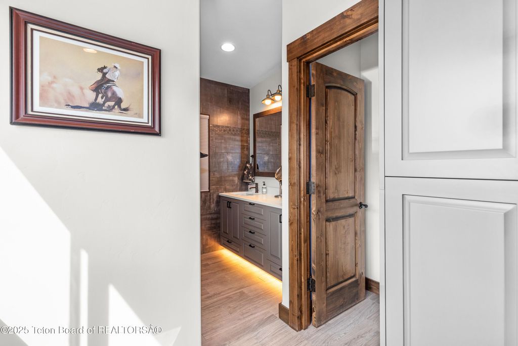 399 GRANITE RIDGE, Alpine, WY 83128 photo 32