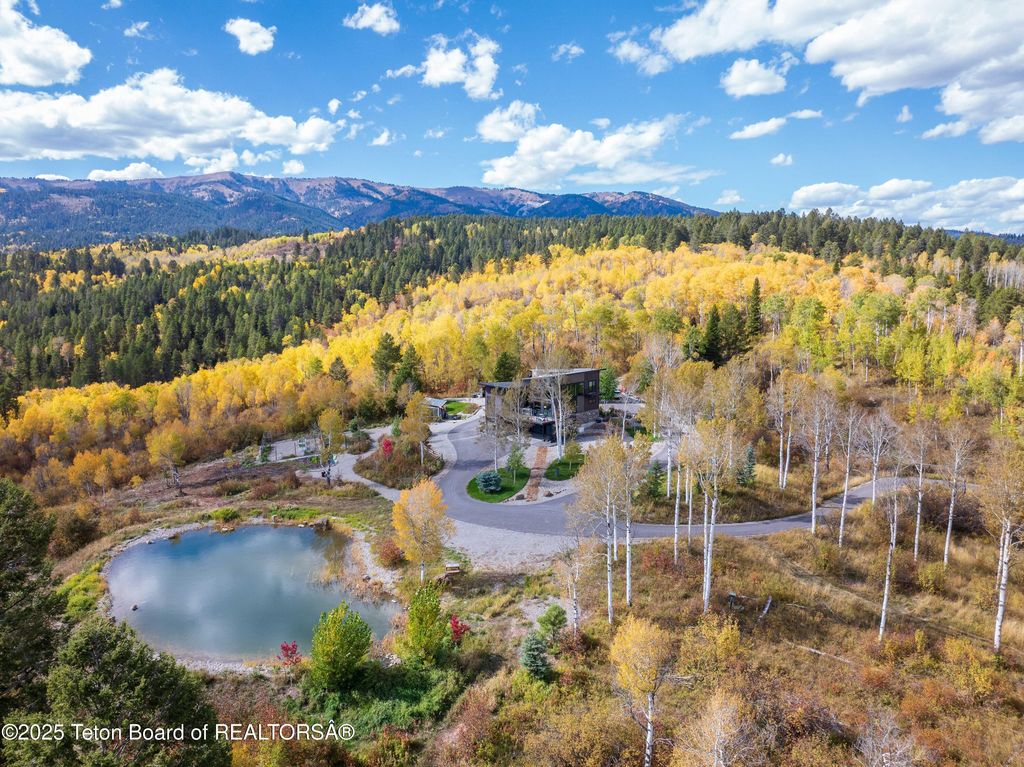 399 GRANITE RIDGE, Alpine, WY 83128 photo 4