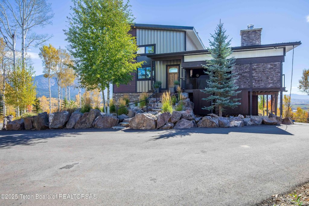 399 GRANITE RIDGE, Alpine, WY 83128 photo 7