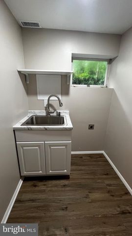 44 RUNNING BROOKE DR, Baltimore, MD 21244
