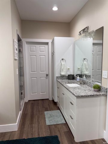 1709 Riley Court, Spencer, IN 47460