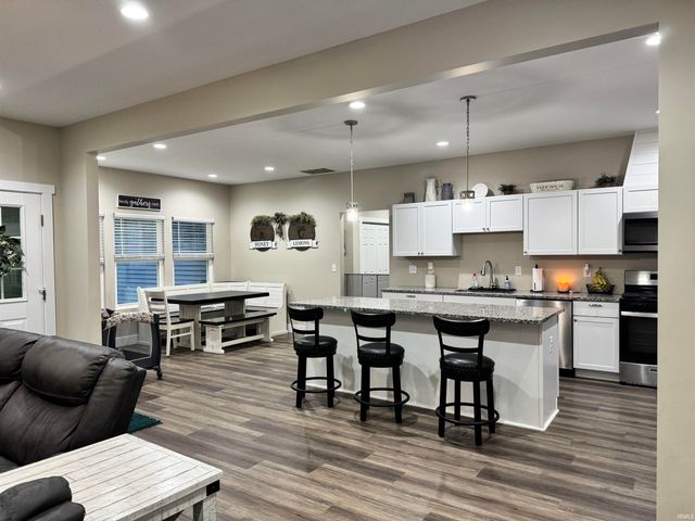 1709 Riley Court, Spencer, IN 47460