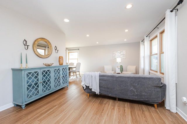 2109 Melody LANE, Waukesha, WI 53186