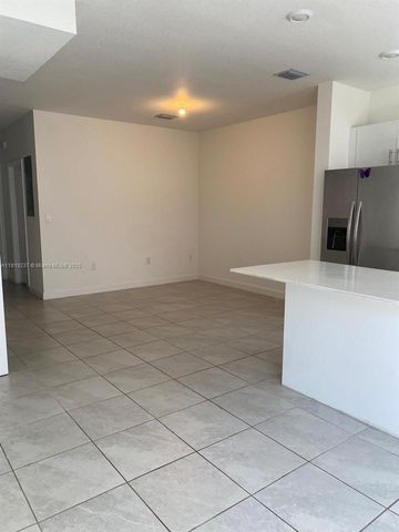 12914 SW 232nd Ln 12914, Homestead, FL 33032