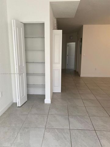 12914 SW 232nd Ln 12914, Homestead, FL 33032