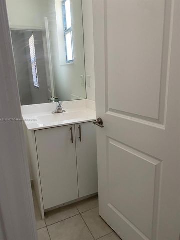 12914 SW 232nd Ln 12914, Homestead, FL 33032