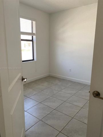 12914 SW 232nd Ln 12914, Homestead, FL 33032