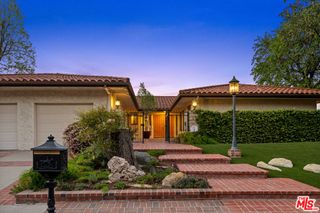 18919 La Montana Place, Tarzana, CA 91356