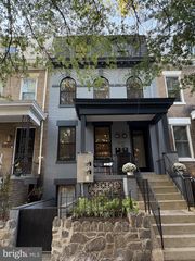 1225 PARK RD NW #1, Washington, DC 20010