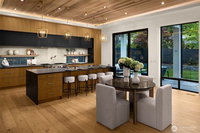 16626 SE 27th, Bellevue, WA 98008