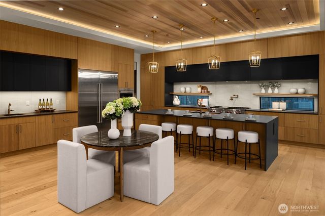 16626 SE 27th, Bellevue, WA 98008