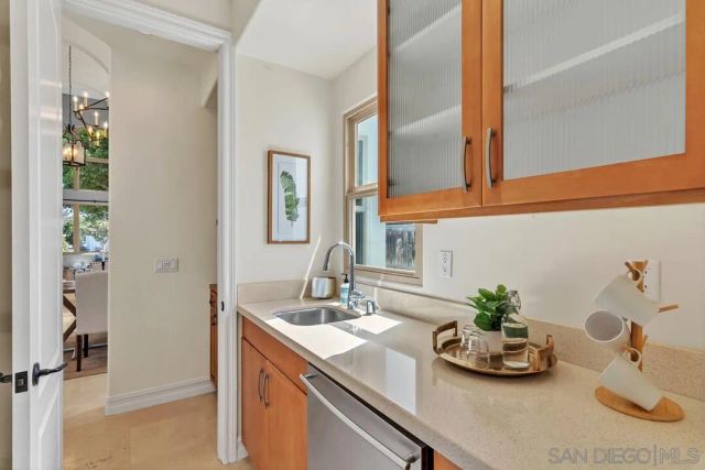 518 Sheffield, Cardiff, CA 92007