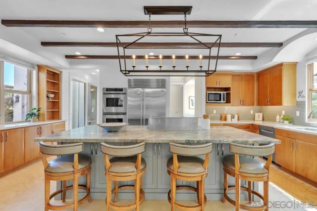 518 Sheffield, Cardiff, CA 92007