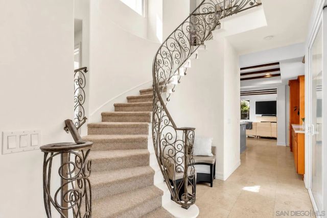 518 Sheffield, Cardiff, CA 92007