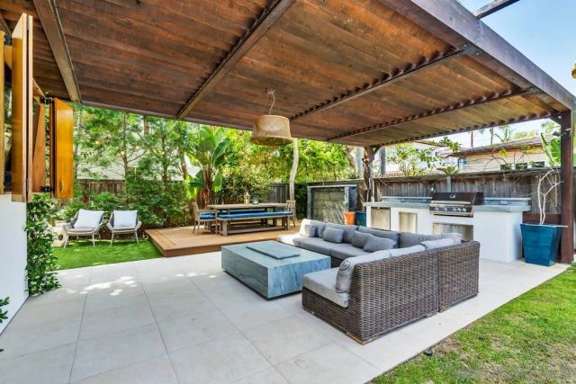 518 Sheffield, Cardiff, CA 92007