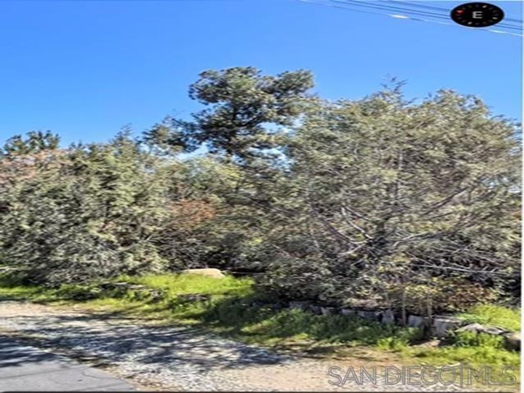 1000 Mountain View, El Cajon, CA 92021