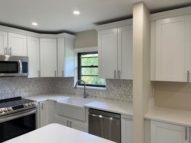29 Bethesda Park Circle G29, Boynton Beach, FL 33435