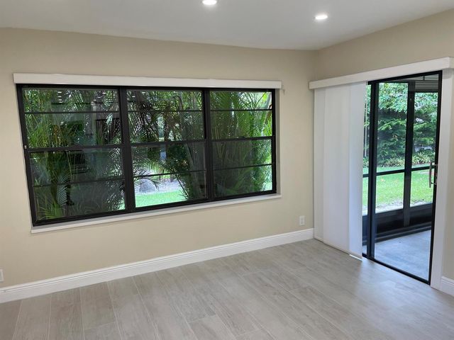 29 Bethesda Park Circle G29, Boynton Beach, FL 33435