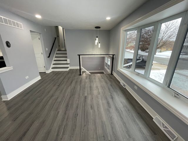 7454 160th Street, Tinley Park, IL 60477