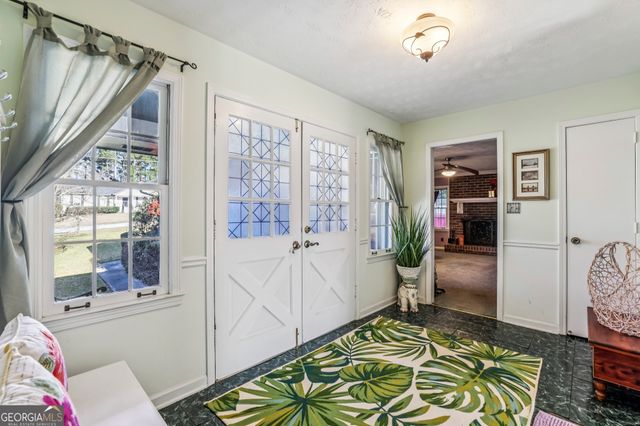 3199 Larkspur Circle, Snellville, GA 30078