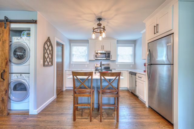 1211 Catina Dr, Nashville, TN 37217