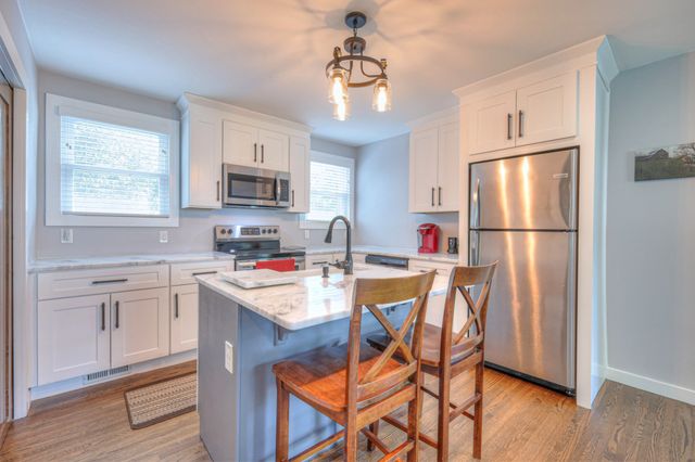 1211 Catina Dr, Nashville, TN 37217