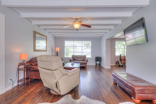 1211 Catina Dr, Nashville, TN 37217