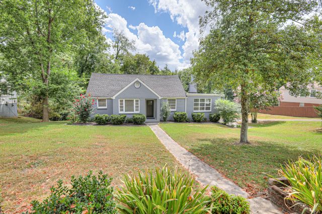 1211 Catina Dr, Nashville, TN 37217