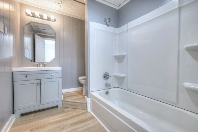 1211 Catina Dr, Nashville, TN 37217