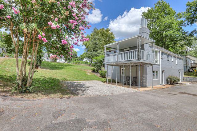 1211 Catina Dr, Nashville, TN 37217