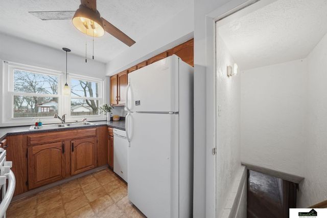 6332 Logan Avenue, Lincoln, NE 68507