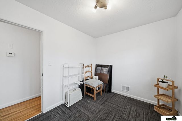 6332 Logan Avenue, Lincoln, NE 68507