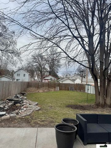 6332 Logan Avenue, Lincoln, NE 68507