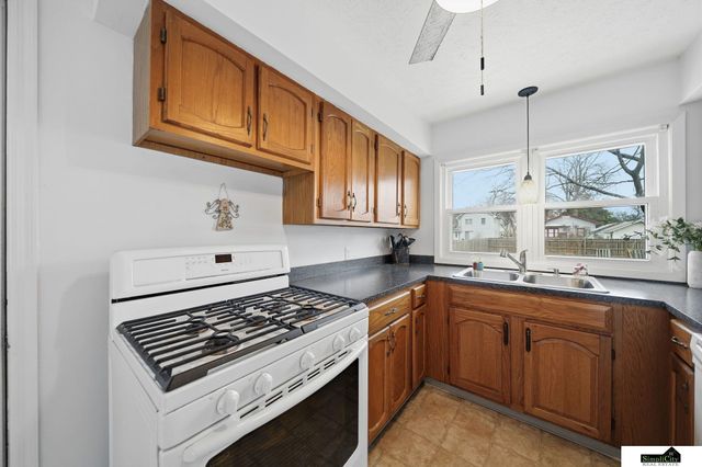 6332 Logan Avenue, Lincoln, NE 68507