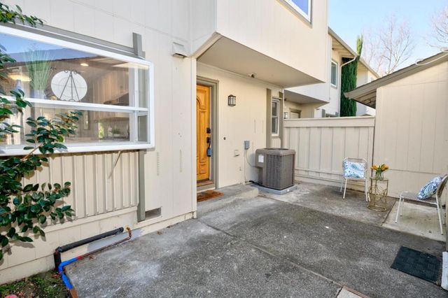 1048 Whitebick Drive, San Jose, CA 95129