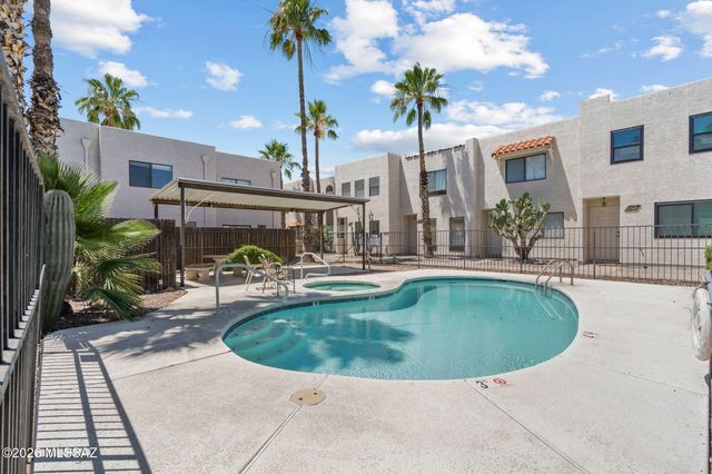 2184 N 1st Avenue, Tucson, AZ 85719