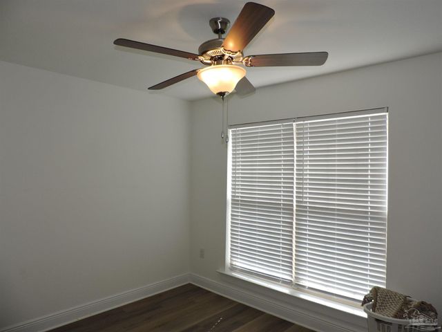 2202 N E St, Pensacola, FL 32501