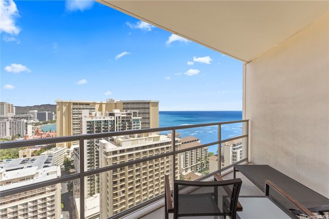 223 Saratoga Road 2706, Honolulu, HI 96815