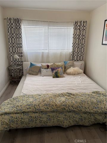 440 Chestnut Avenue 2D, Arapahoe, CA 80802