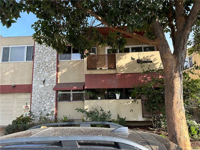 440 Chestnut Avenue 2D, Arapahoe, CA 80802