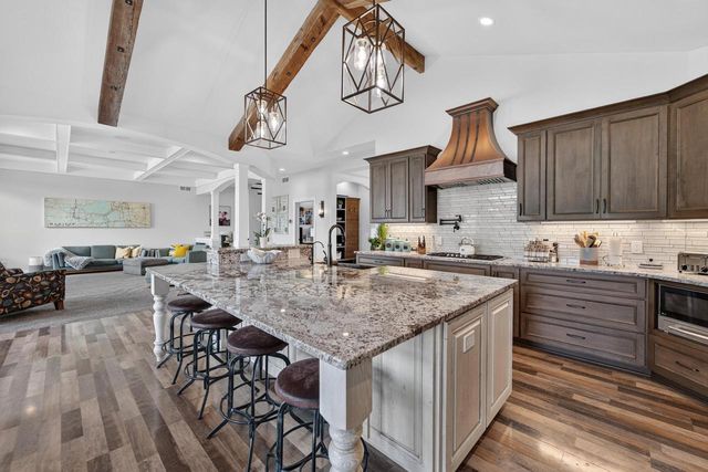 5833 Grassland Terrace, Marshall, WI 53559
