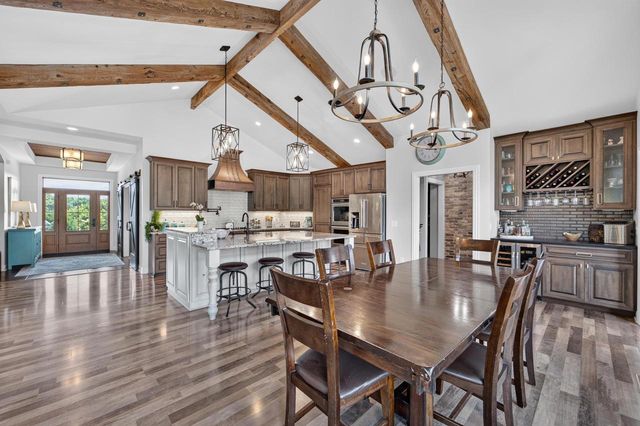 5833 Grassland Terrace, Marshall, WI 53559