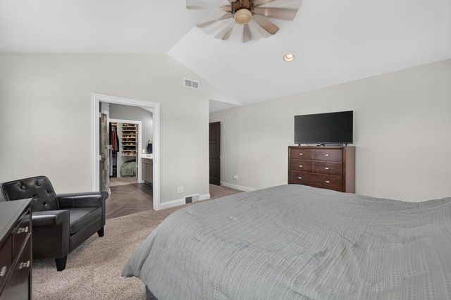5833 Grassland Terrace, Marshall, WI 53559