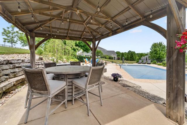5833 Grassland Terrace, Marshall, WI 53559