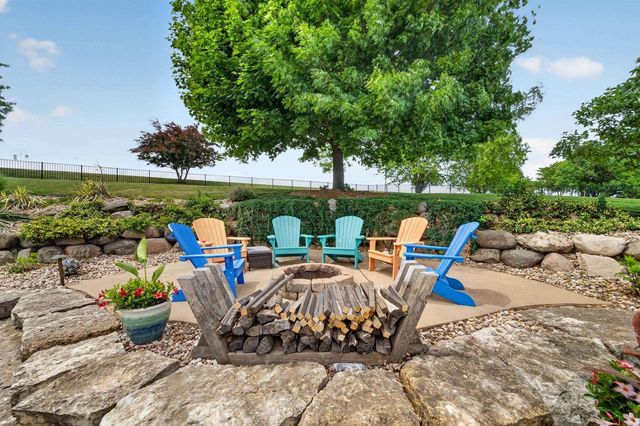 5833 Grassland Terrace, Marshall, WI 53559
