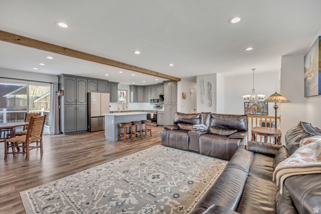 9218 S LAURA ANNE WAY, Sandy, UT 84094