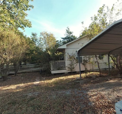 257 County Road 2608, Bonham, TX 75418