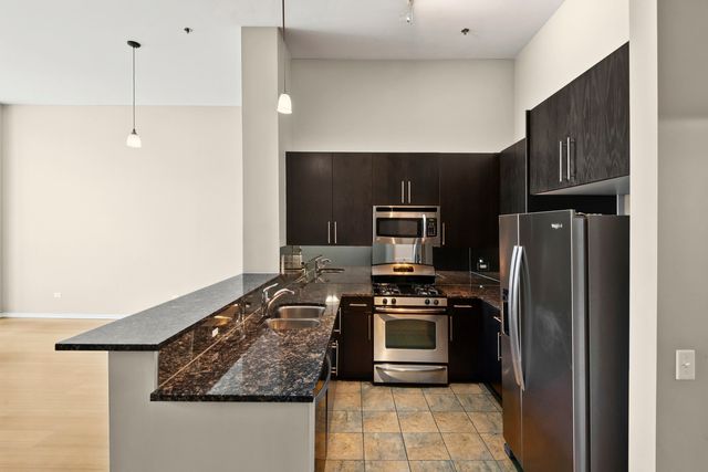 125 S GREEN Street 1205A, Chicago, IL 60607