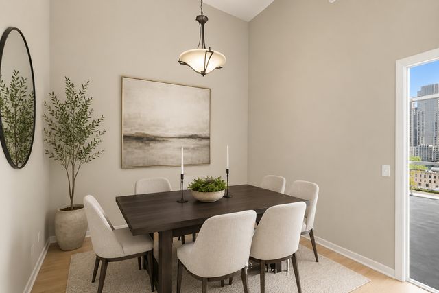 125 S GREEN Street 1205A, Chicago, IL 60607